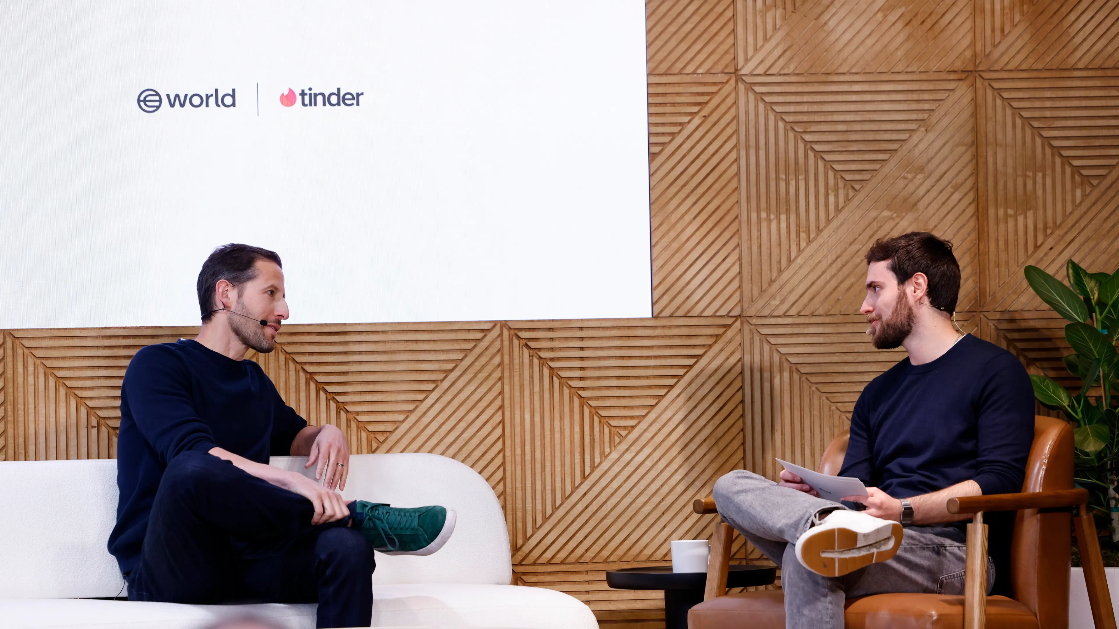 Tinder header blog